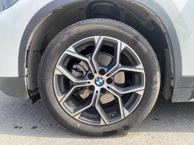 BMW X1 — фото 13