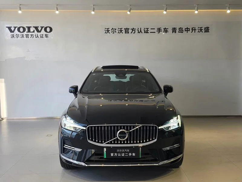 Volvo XC60 PHEV — фото 2