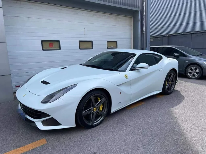 Ferrari F12 Berlinetta — фото 1