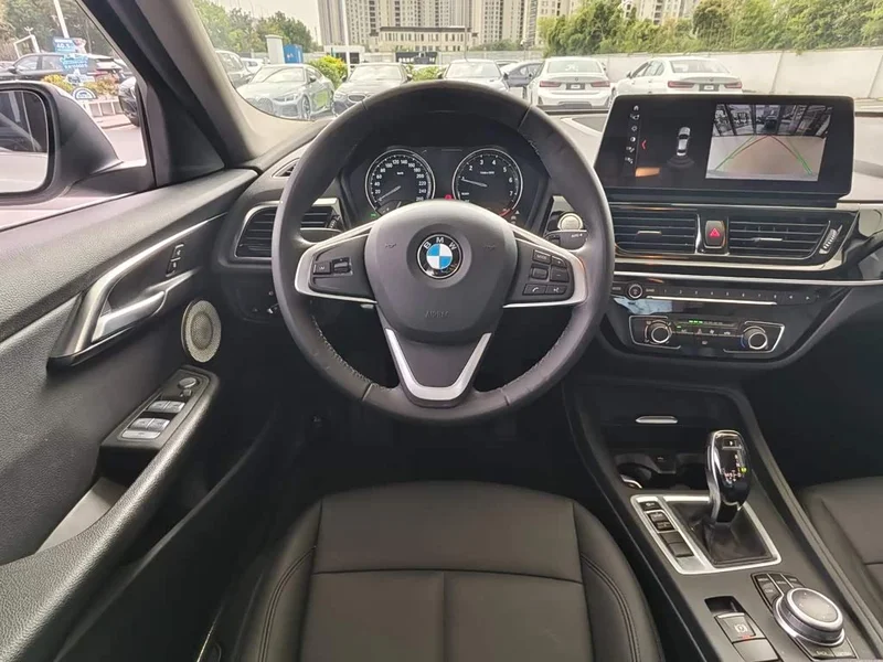 BMW 1-Series — фото 14
