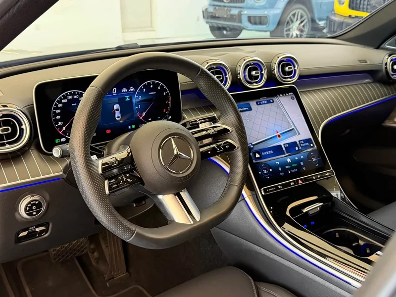 Mercedes-Benz C-Class — фото 14