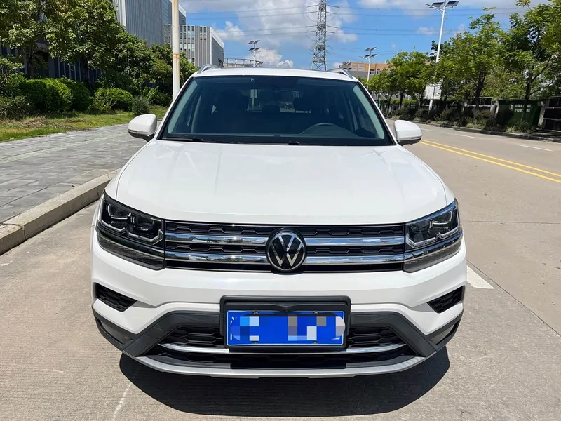 Volkswagen Tharu — фото 2