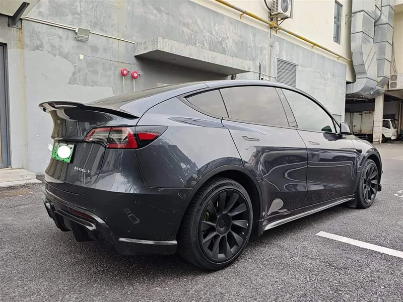 Tesla Model Y — фото 4