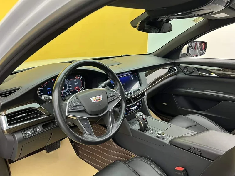 Cadillac CT6 — фото 37