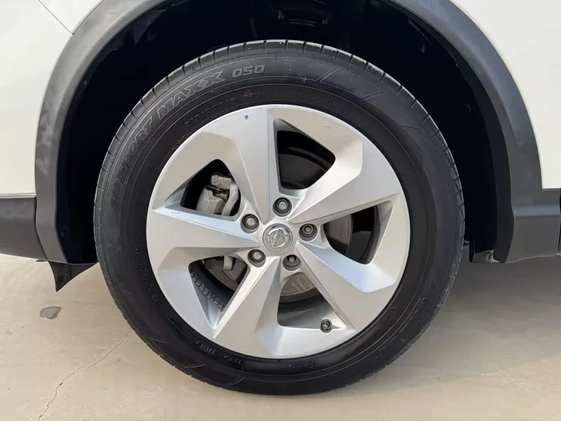 Nissan Qashqai — фото 18