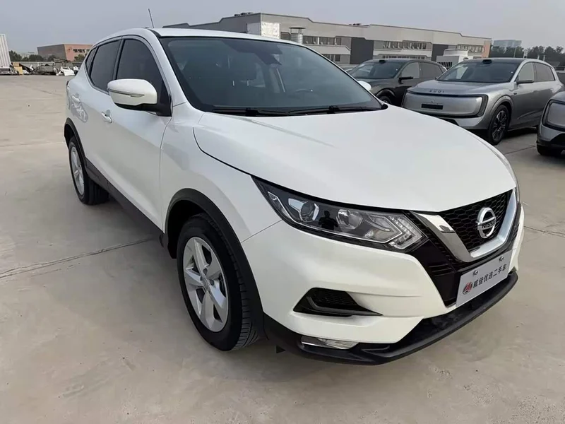Nissan Qashqai — фото 3