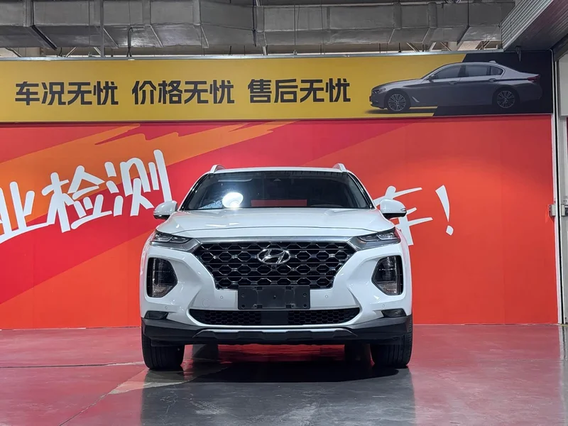 Hyundai Santa Fe — фото 2