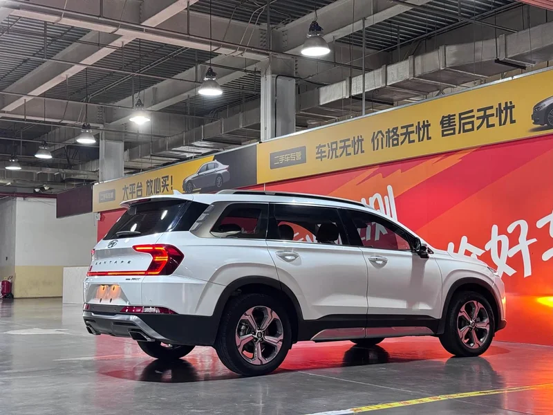 Hyundai Santa Fe — фото 5