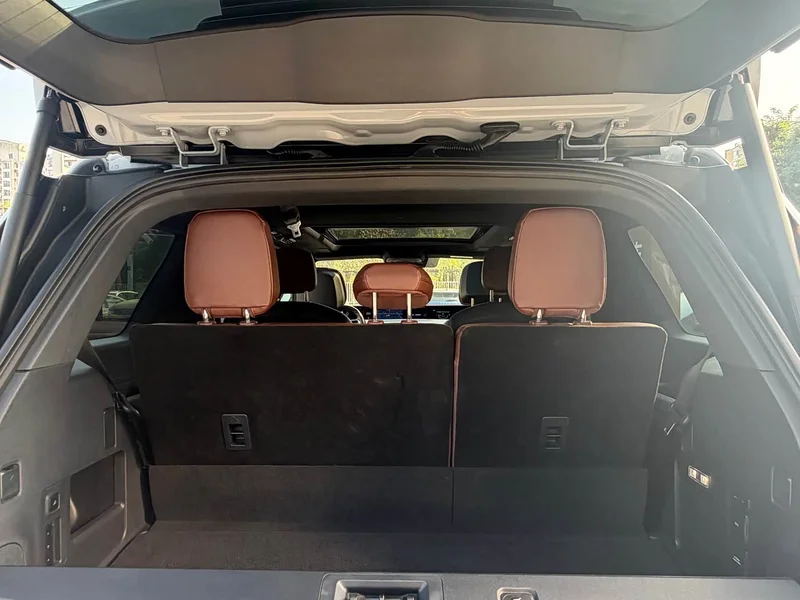 Lincoln Navigator — фото 12