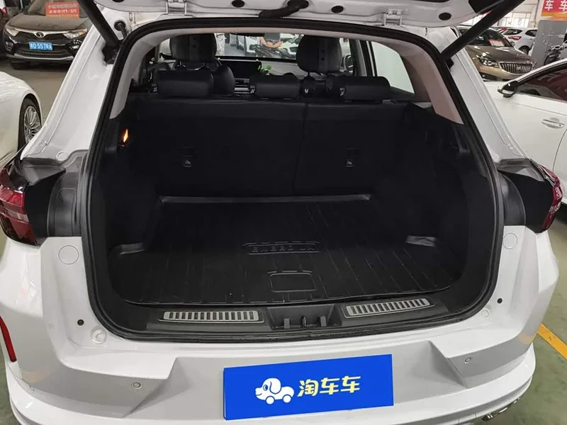 Exeed Zhuifeng — фото 4