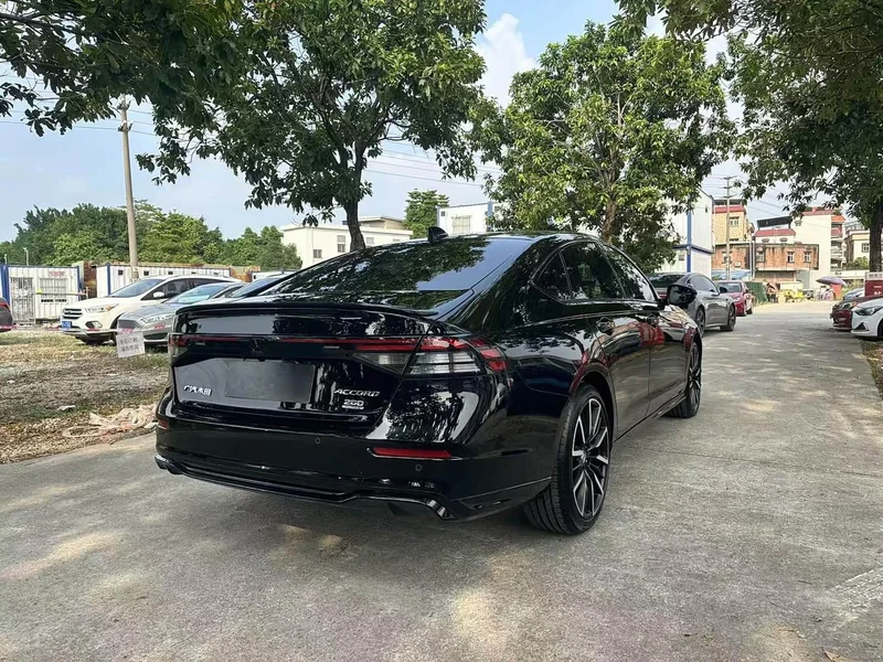 Honda Accord — фото 5