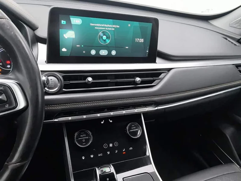 Chery Tiggo 8 — фото 12