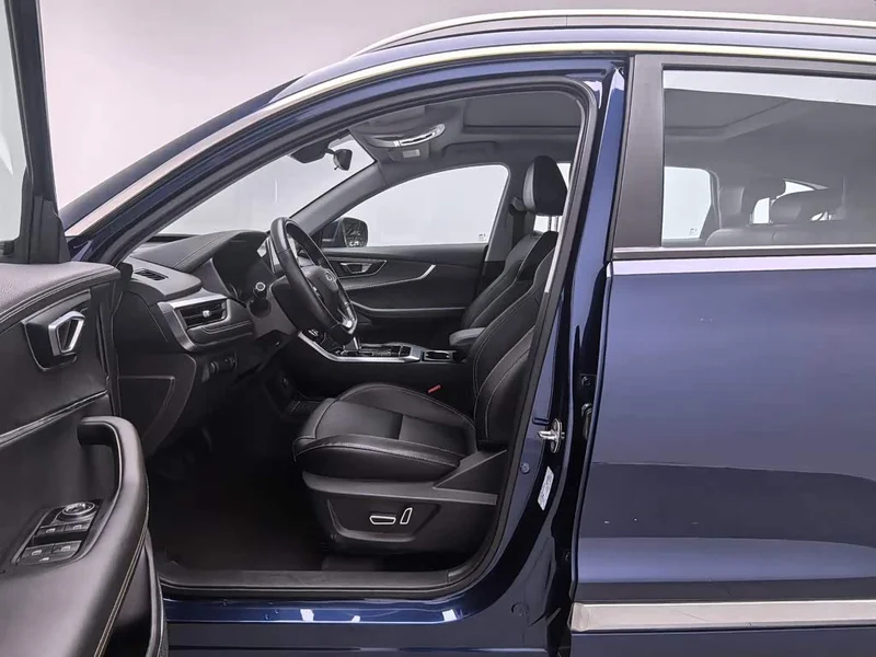 Chery Tiggo 8 — фото 10