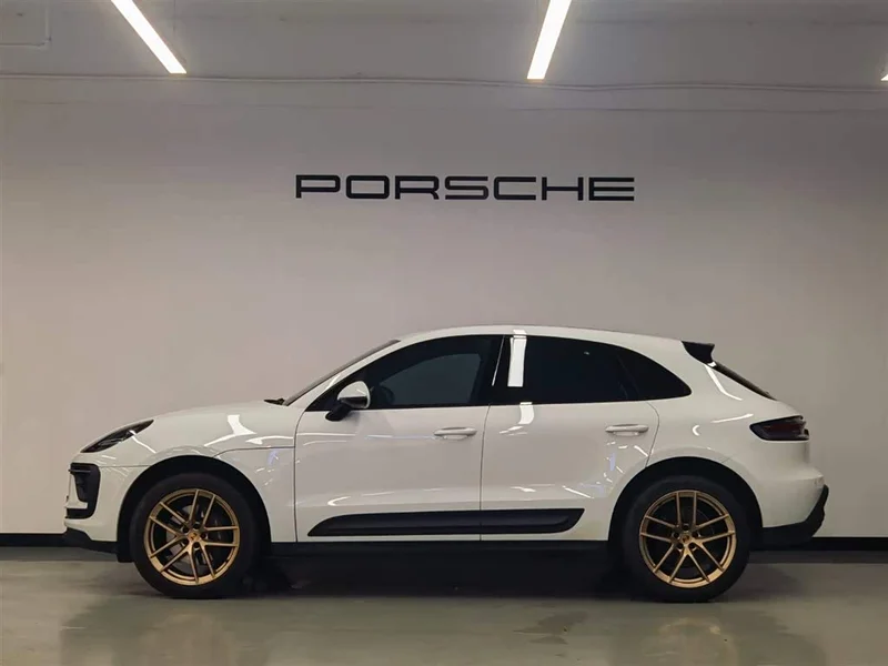Porsche Macan — фото 12
