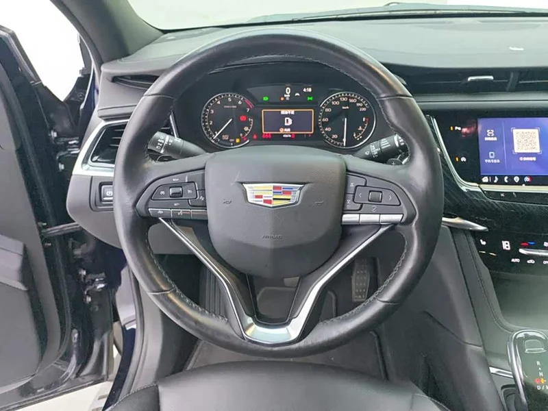 Cadillac XT6 — фото 15