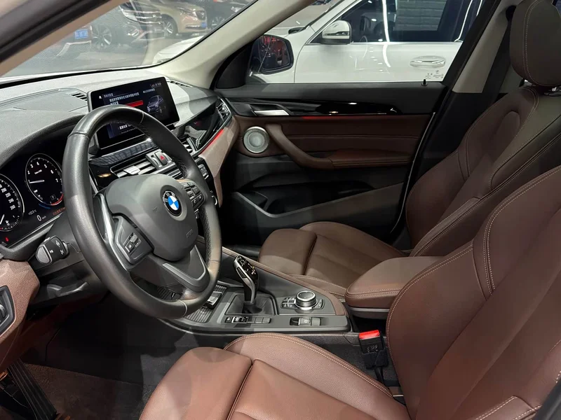 BMW X1 — фото 14