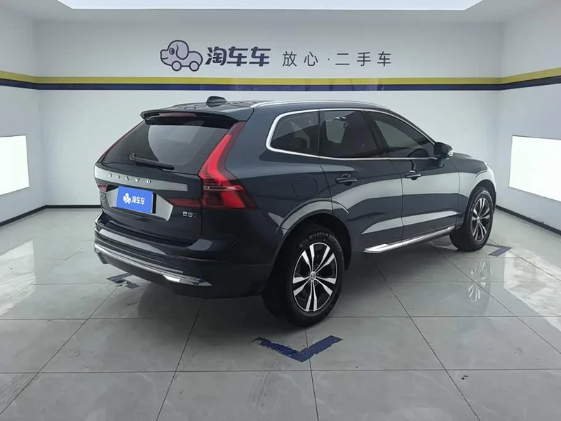 Volvo XC60 — фото 3