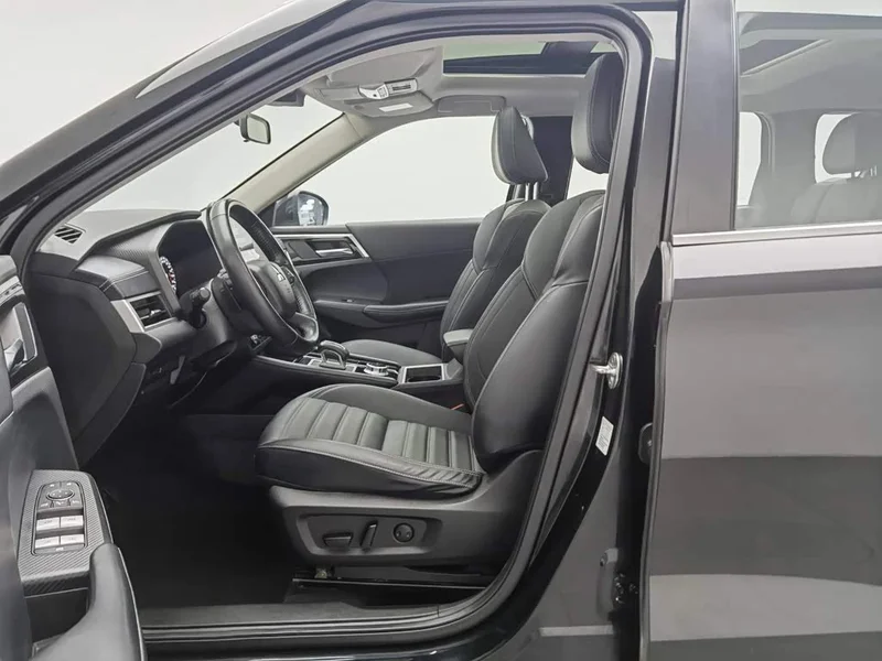 Mitsubishi Outlander — фото 10