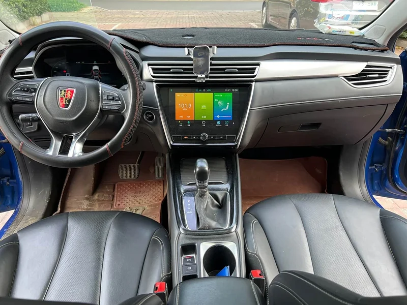 Roewe i5 — фото 10