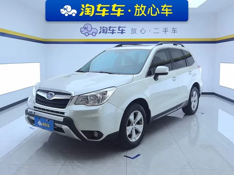 Subaru Forester — фото 1