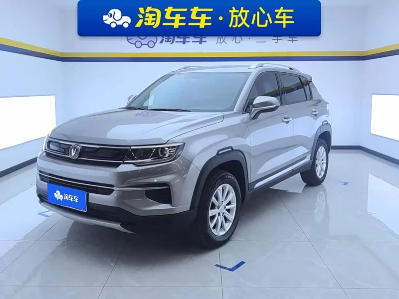Changan CS35PLUS — фото 1