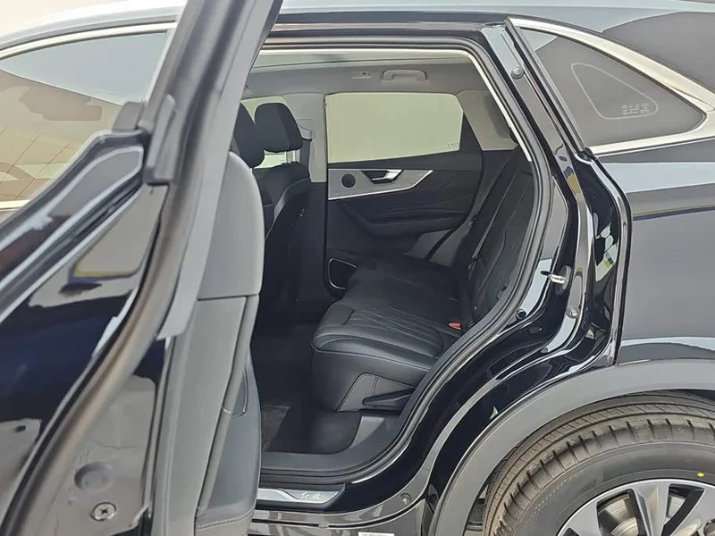 Hongqi HS5 — фото 11