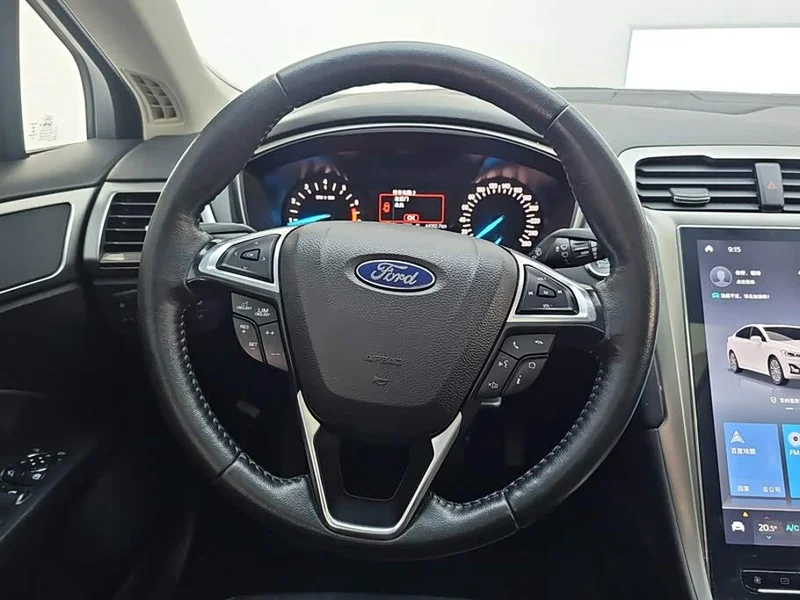 Ford Mondeo — фото 15