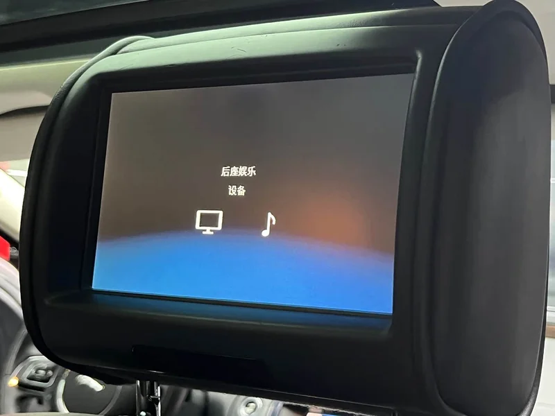 Jaguar XJ — фото 23