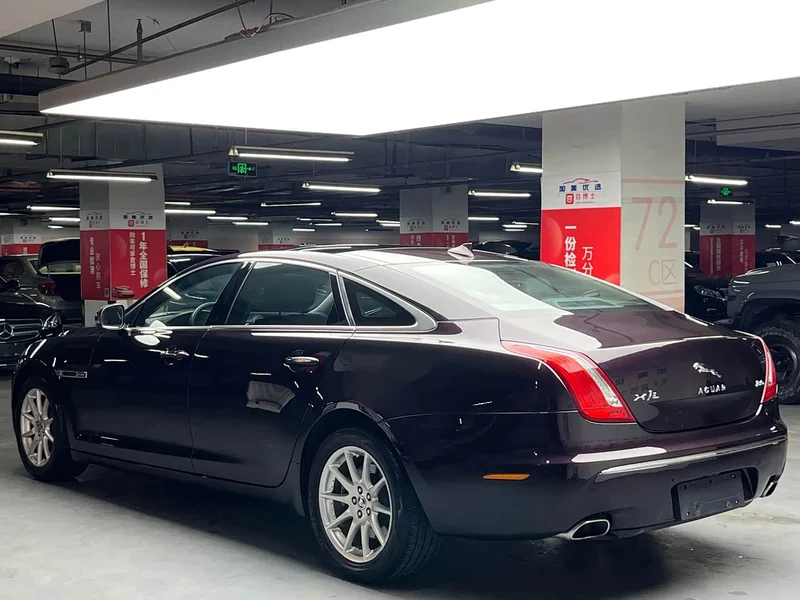 Jaguar XJ — фото 5