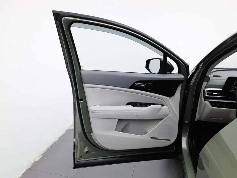 Kia Sportage — фото 8