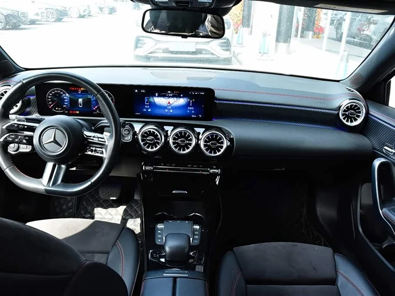 Mercedes-Benz A-Class — фото 16