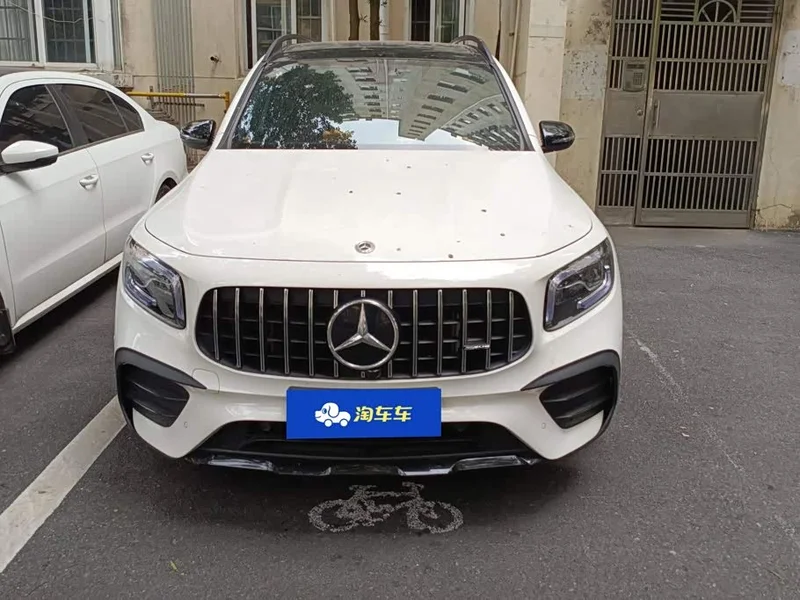 Mercedes-Benz GLB AMG — фото 2