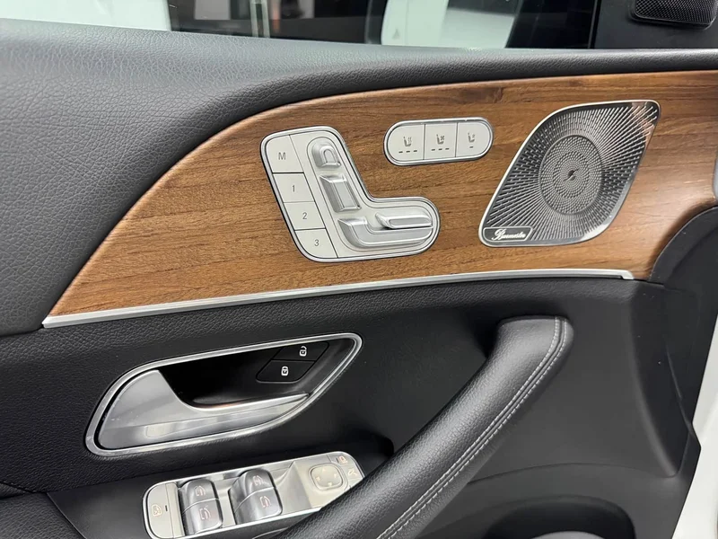Mercedes-Benz GLS — фото 16