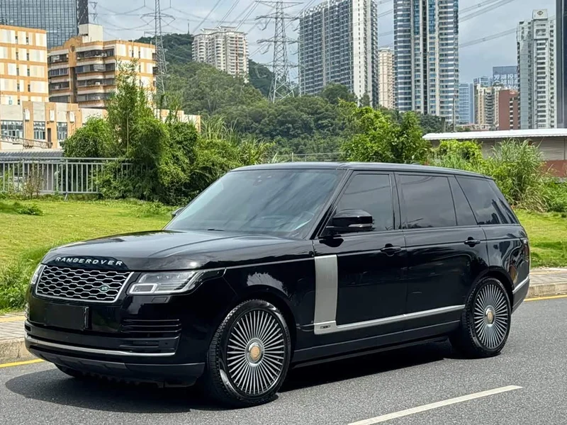 Land Rover Range Rover — фото 1