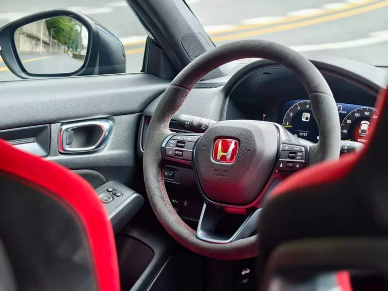 Honda Civic — фото 20
