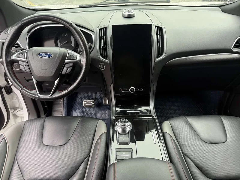 Ford Edge — фото 7