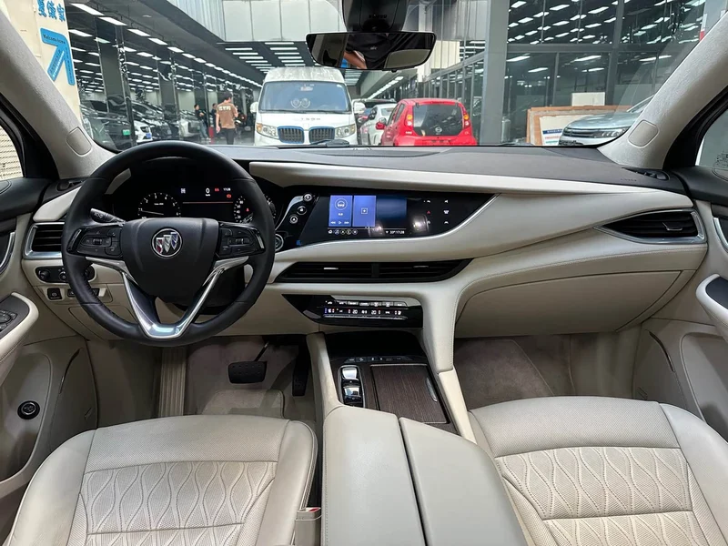 Buick Enclave — фото 11