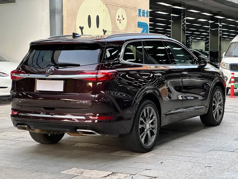 Buick Enclave — фото 18