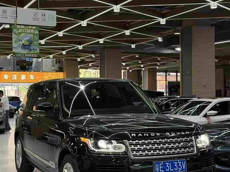 Land Rover Range Rover — фото 1