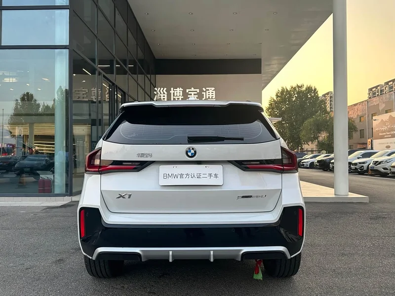 BMW X1 — фото 13