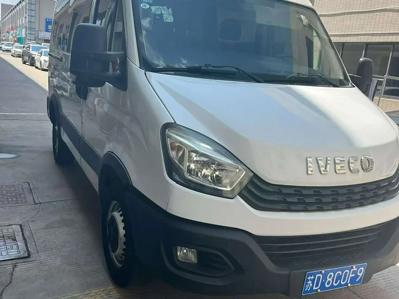Iveco Eurocargo — фото 2