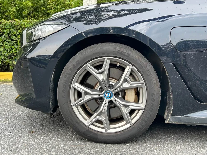 BMW i3 — фото 5