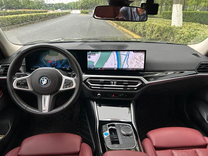 BMW i3 — фото 8