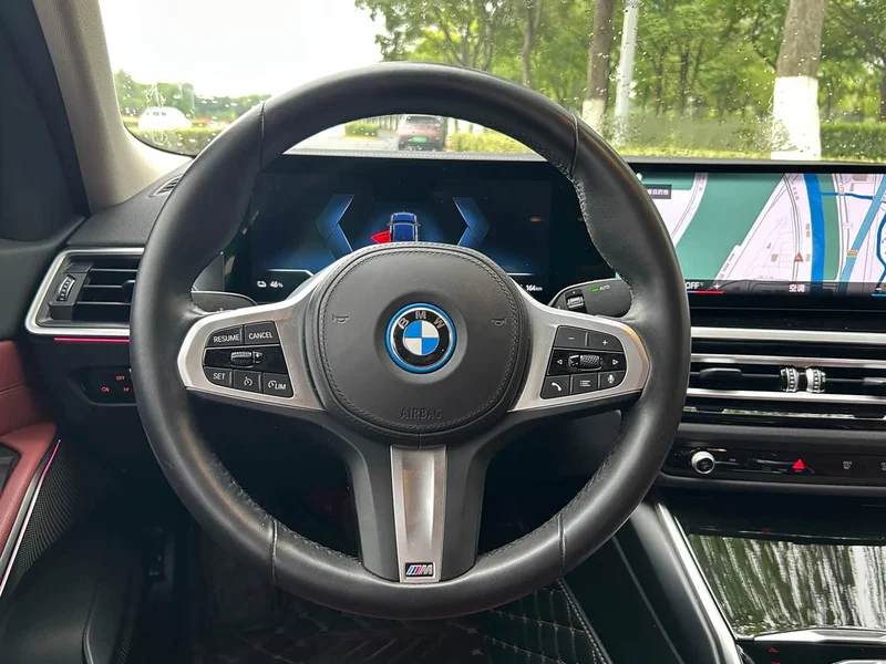BMW i3 — фото 9