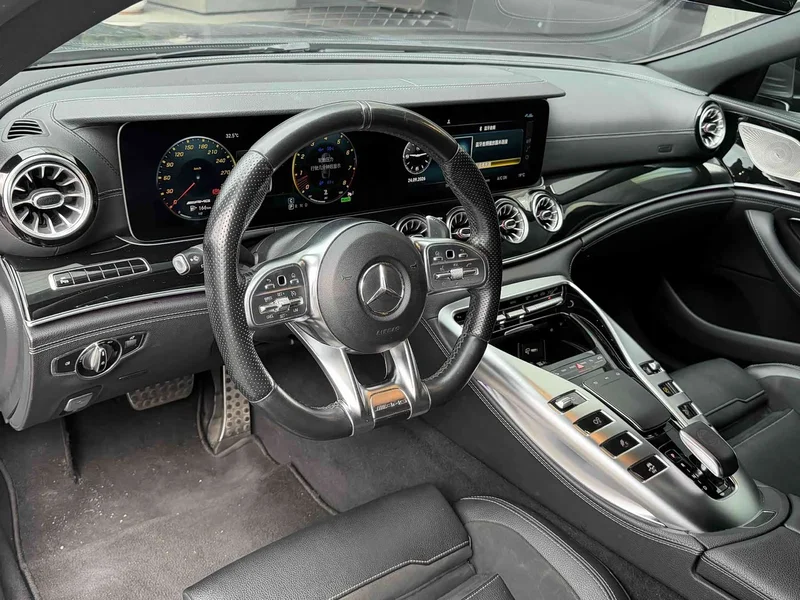 Mercedes-Benz AMG GT — фото 7