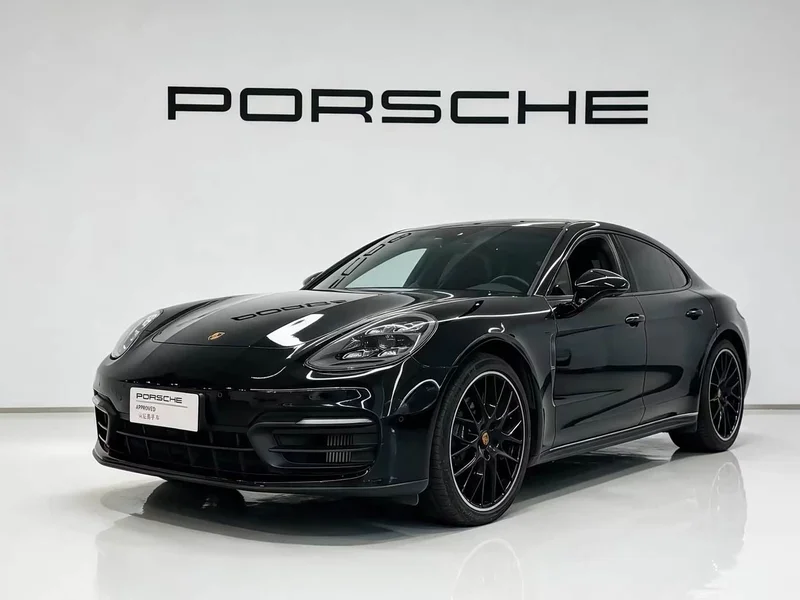 Porsche Panamera — фото 1