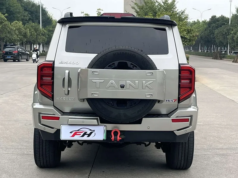 Tank 400 New Energy — фото 16