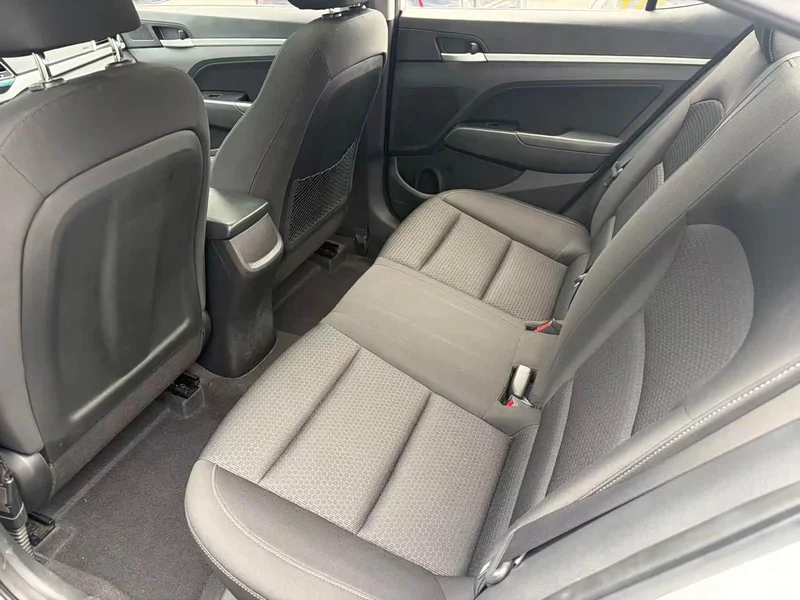 Hyundai Elantra Sport — фото 9