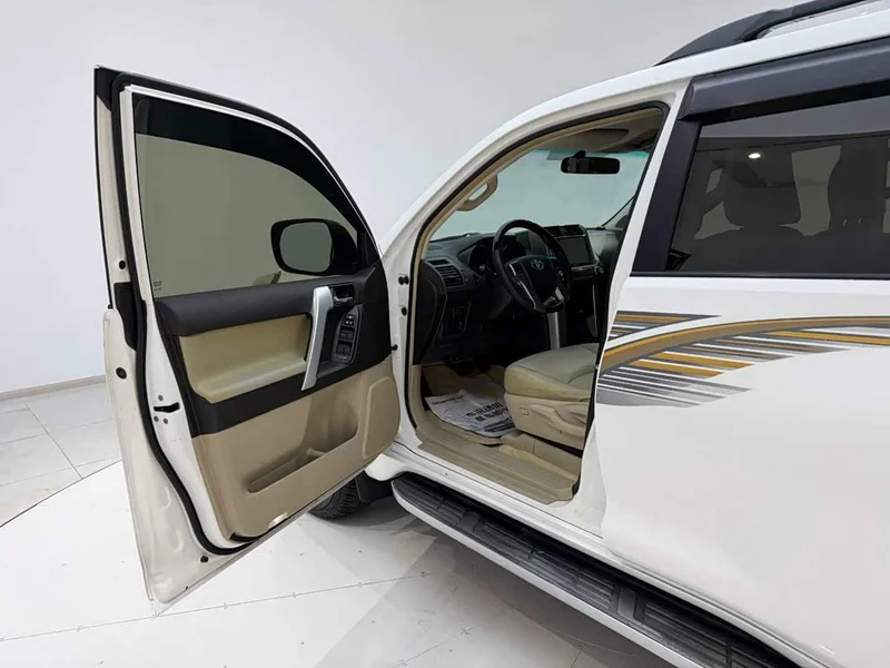 Toyota Prado — фото 13