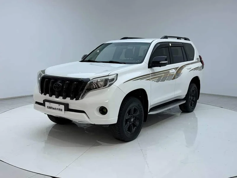 Toyota Prado — фото 5